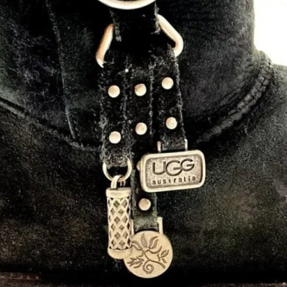 UGG Australia Azalea Black Sheepskin Shearling & UGG Charms Boots - Size 7 - Picture 9 of 10